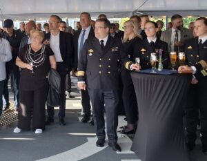 Guests on board Photo: Brüdegam