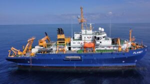 The research vessel Planet of the Defence Technology Agency 71 is part of the NATO support mission in the Aegean Sea