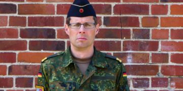 Oberleutnant zur See d.R. Markus S. dient als Reservist in der Marineschifffahrtleitung, Foto: Bw