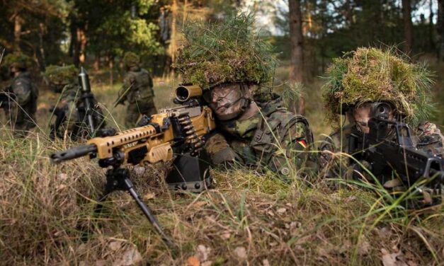 Doku - Die Waffenkammer der Bundeswehr