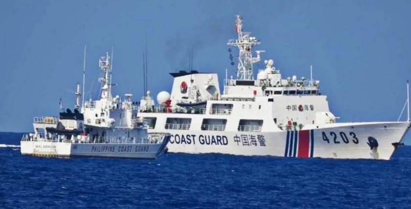 Zangenmanöver – Abdrängen in See, Foto: Philippine Defence Forces