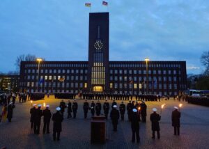 Abendstimmung auf dem rathausmarkt in Wilhelmshaven, Foto. hsc