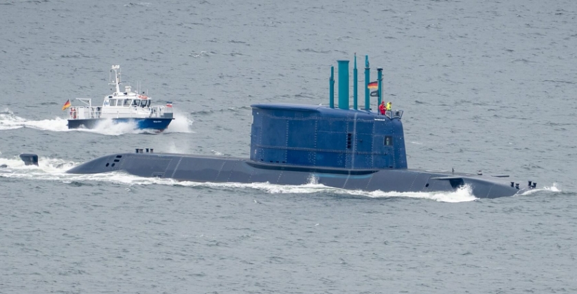 INS Drakon auf Erprobungsfahrt. Foto: Michael Nitz