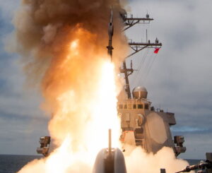 Schuss einer SM-2. Gemäß RTX wurden bisher mehr als 2.000 dieser FK verschossen. Foto: RTX