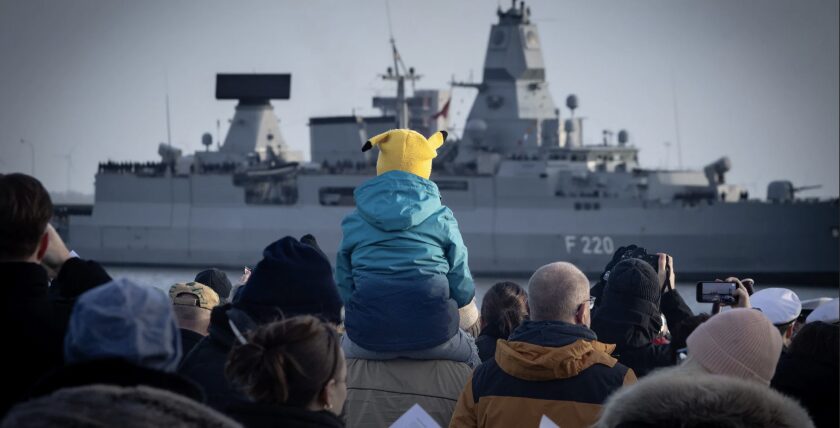 Einlaufen Fregatte Hamburg, Foto: Bundeswehr/Tom Kistenmacher