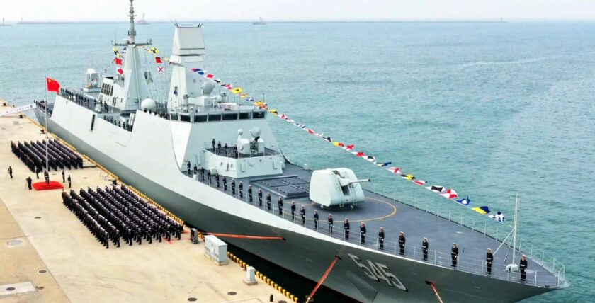 Photo: Chinese newbuilding frigate „Luohe“, China Military
