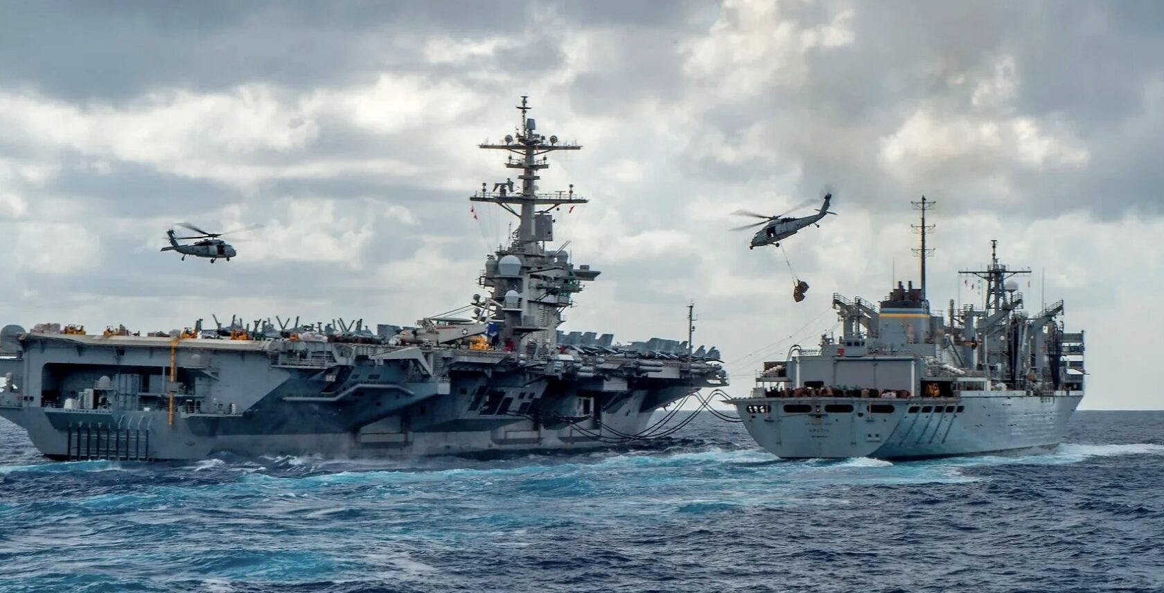 Photo: Aircraft carrier USS Abraham Lincoln during underway replenishment (RAS). Photo: US Navy/J.Waite