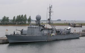 Foto: Schnellboot Ozelot im Marinestützpunkt Olpenitz. Paulinius