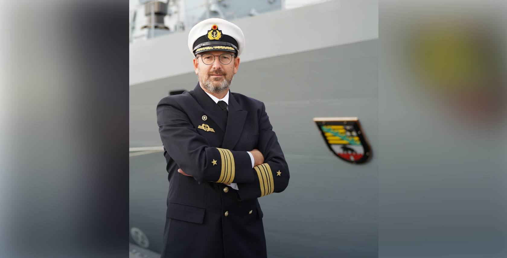 Foto: Neuer Kommandant der "Sachsen Anhalt": Fregattenkapitän Benedikt Eichhorn. bw/Krogmann