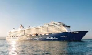 Als Übungsort diente die MEIN SCHIFF 3 Foto TUI Cruises
