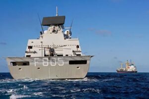 Niederländische Fregatte Evertsen Foto RNLN Marine