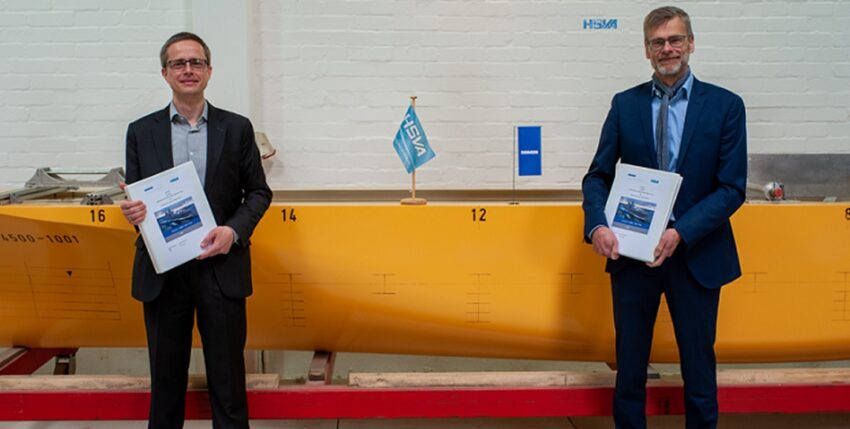Vertragsunterzeichnung zwischen Damen und der HSVA
