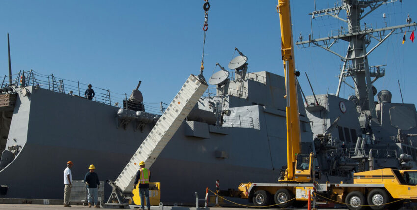 VLS-Container dienen auch dem Transport von Flugkörpern
