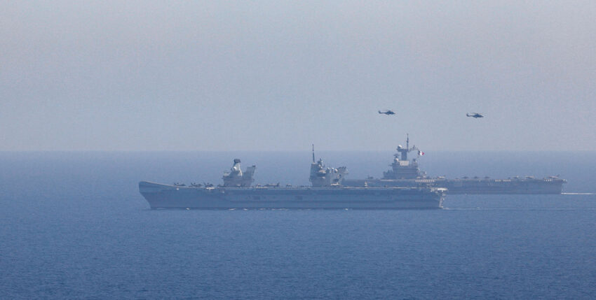 HMS Queen Elisabeth and FS Charles de Gaulle