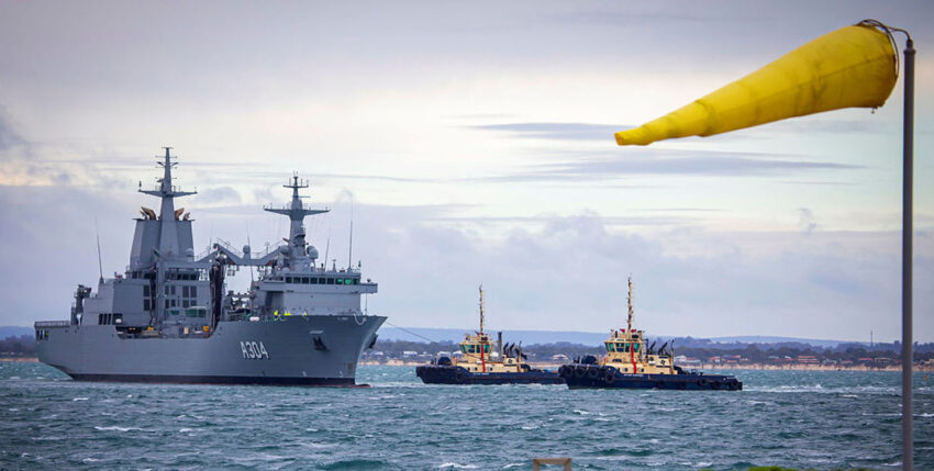 NUSHIP Stalwart läuft zum ersten Mal in Perth ein