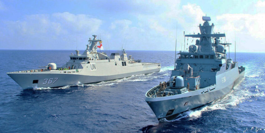 Postbeutelübergabe zwischen der Braunschweig und der Sultan Iskandar Muda