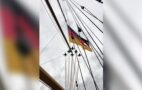 Foto: Die Formation der Blue Angels über der Gorch Fock. Deutsche Marine