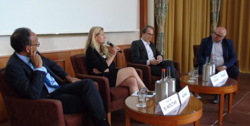 Im Diskurs: Prof. Dr. Bettar O. el Moctar, Doreen Thoma, Prof. Dr. Gary S. Schaal und Heinz Schulte.