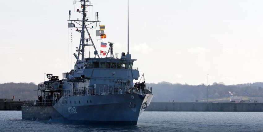 Departure of the Sulzbach Rosenberg in Kiel ©Kroencke, editorial office of the Bundeswehr