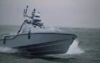 Foto: Drohnenboot rettet Helikopterbesatzung. SARONIC