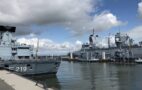 Fregatten im Marinehafen Heppenser Groden in Wilhelmshaven. Bild: kdk