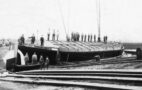 Foto: Schleppkahn JOHANNA ist Bau-Nr.1. Hitzler-Werft