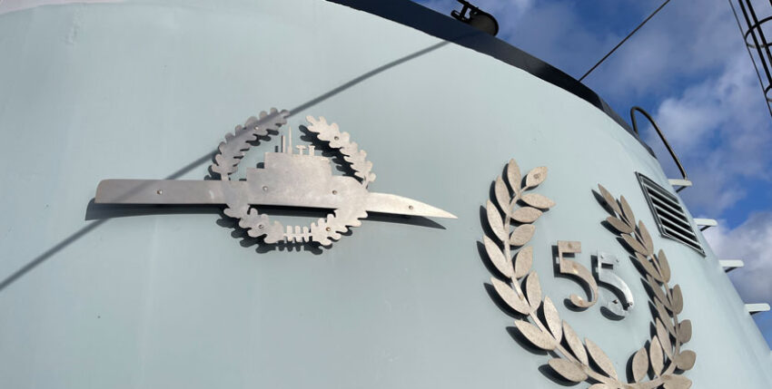 Salvage tug "Fehmarn"