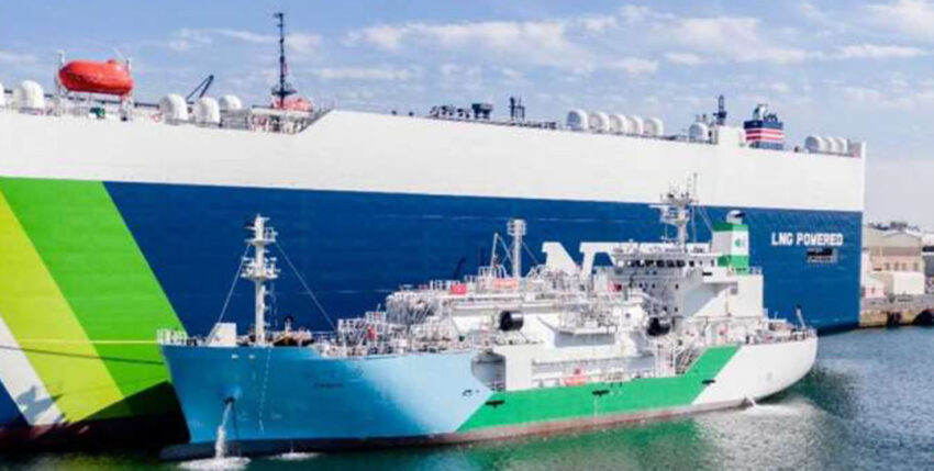 LNG bunker vessel