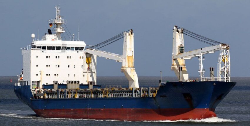 Marine fuel suppliers stop supplying Russian ships in the Mediterranean region