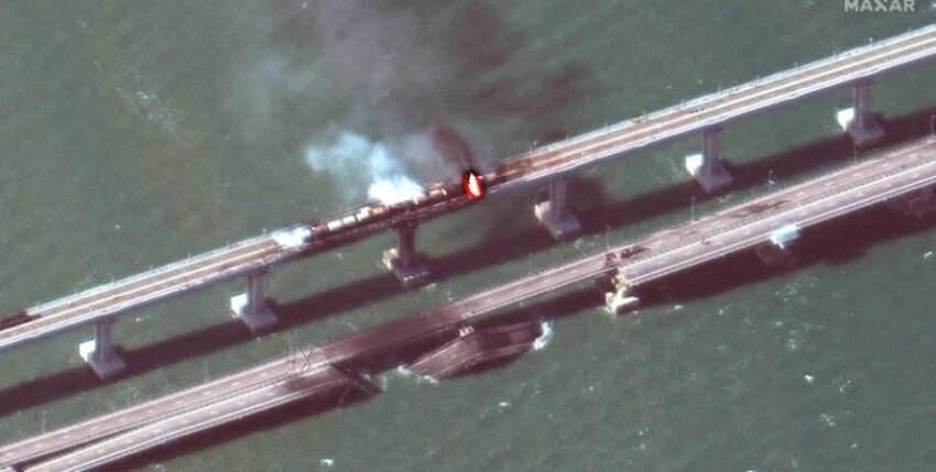 Bulgarian special services investigate lorry explosion on Crimean bridge,Image source: EURACTIV