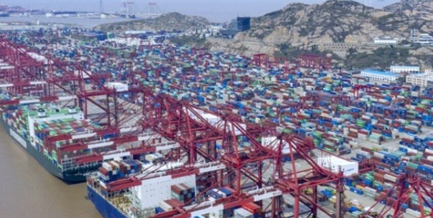 Predictions of "chaos" in the supply chain, photo: www.maritime-executive.com