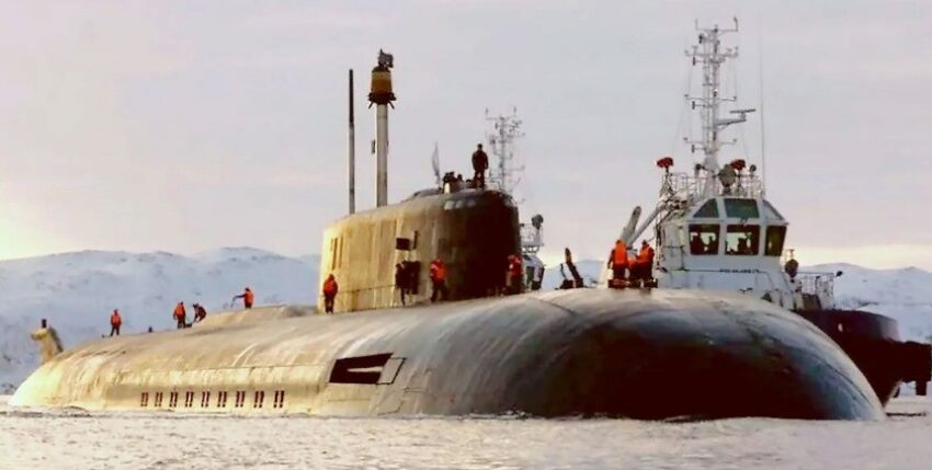 MFO header post 840x428 px - 87 The Oscar II-class carrier submarine "Belgorod" (stretched). Photo: Russian Navy