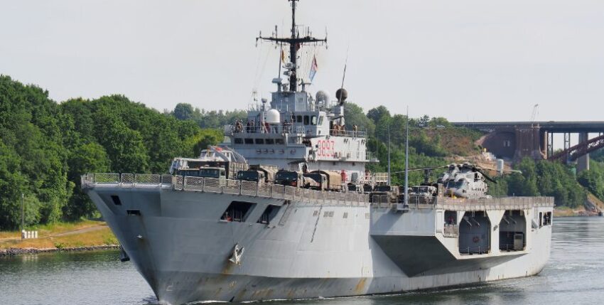 Die San Marco verlässt am 20. Juni 2023 nach der Kieler Woche die Ostsee durch den Nord-Ostsee-Kanal, Foto: Thomas Nägele