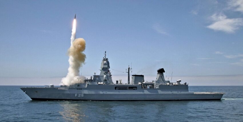 "Sachsen" fires RIM-66 SM-2. Photo: Bundeswehr/Falk Plankenhorn