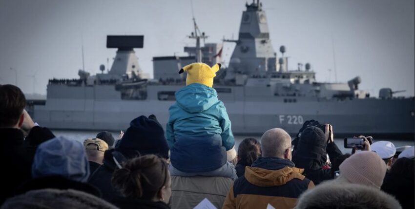 Arrival of frigate Hamburg, Photo: Bundeswehr/Tom Kistenmacher