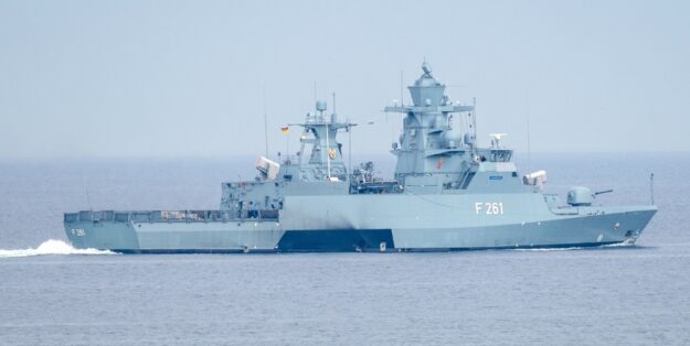 65 crew members serve on the Magdeburg, which is around 90 metres long and 13 metres wide, photo: Michael Nitz