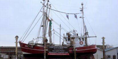 German crab fisherman on dry land. Photo: SDN
