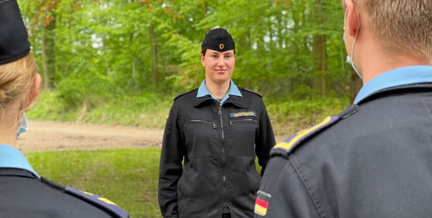 Für die meisten Offizieranwärter bietet die Marineschule eine erste Möglichkeit, zielorientiertes Führen zu erlernen