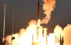 Foto: Start eines Arrow-3-Flugkörpers. Boeing/IAI