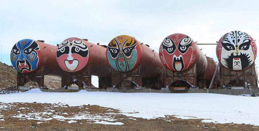 chv-antarkris-Zhongshan-station-oil-tanks-masks-Beijing Opera-(Xinhua)
