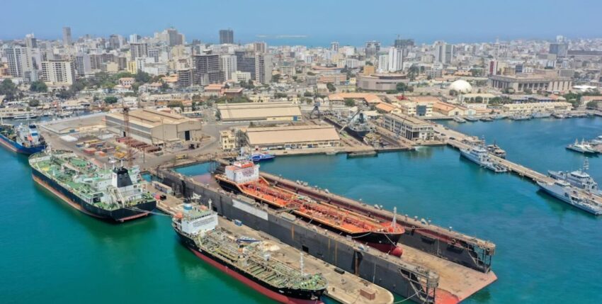 Foto: Erste Kunden wurden bereits auf der Werft in Dakar begrüßt. Damen