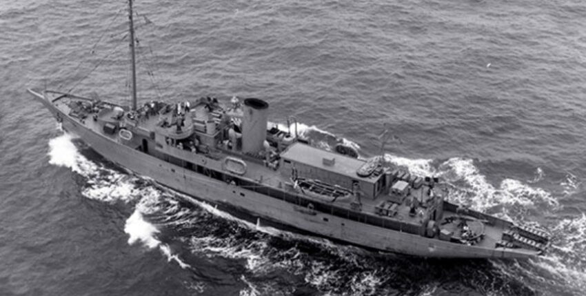 Im Dienst als Private Yacht der US Navy: USS Cythera (PY-31) Santa Maria Del Mare - Fähre im Golf von Neapel Foto: GL Watson Foto: Naviazione Libera di Golfo 42 marineforum, Foto: Naviazione Libera di Golfo