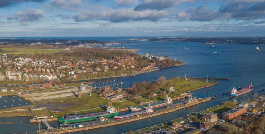 Photo: The former MFG 5 site in Kiel-Holtenau is to be partially reused by the Bundeswehr. Archive image/Kiel-Holtenau, adobestock