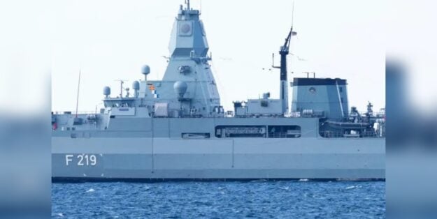 mfo_header Frigate "Sachsen" with LWD amidships port side. Photo: Michael Nitz