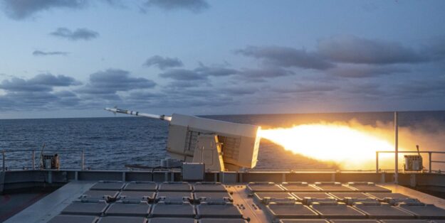 Photo: On 07 May 26, the frigate Hamburg fired RAM and ESSM during the manoeuvre MJØlNER. OMt. Kelm
