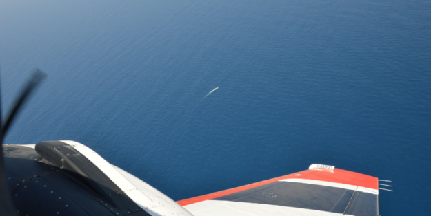 Seenotfall im Zentralen Mittelmeer von „Seabird 1“ abfotografiert. Foto: Phillipp Steiner
