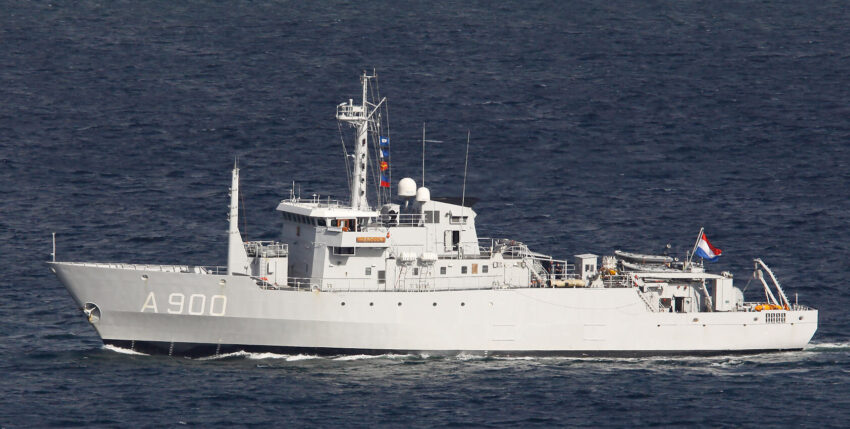 HNLMS Mercuur (A 900). Photo: Michael Nitz
