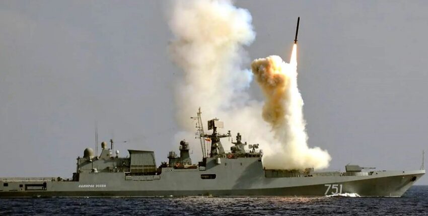 Russian frigate "Admiral Essen", launch of cruise missile Kalibr. Photo: MoD Rus