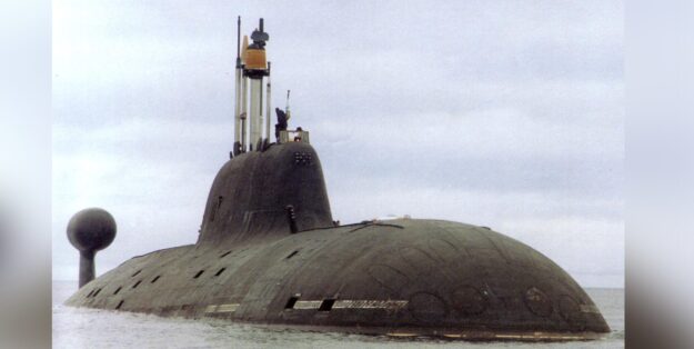 Photo: FotoVepr - Akula II. Direction of the Renseignement, Paris