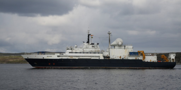 Russisches Forschungsschiff JANTAR. Foto: Portugiesische Marine